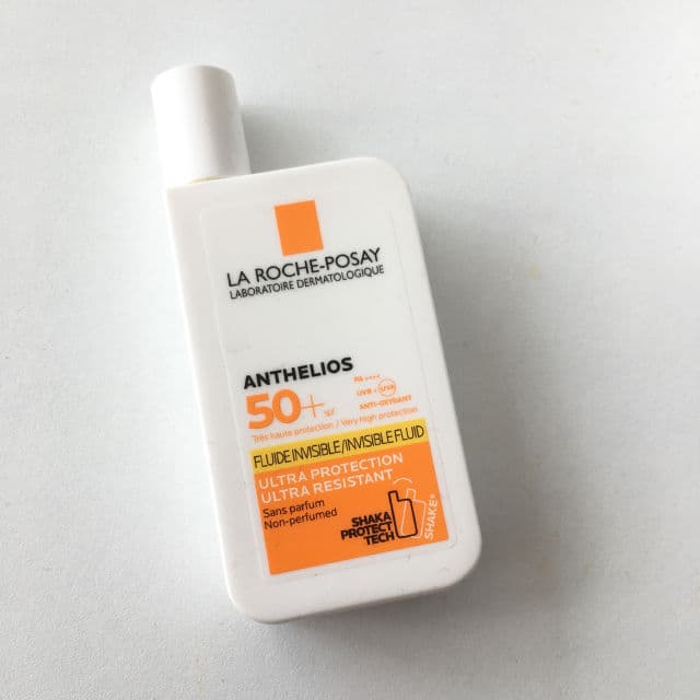 La Roche-Posay Anthelios Ultra Fluid Face Lotion SPF 50+ review photo by MimiMomoSkincare