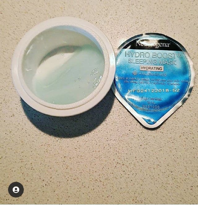Neutrogena Hydro Boost Overnight Gel Mask review photo by Minabutt