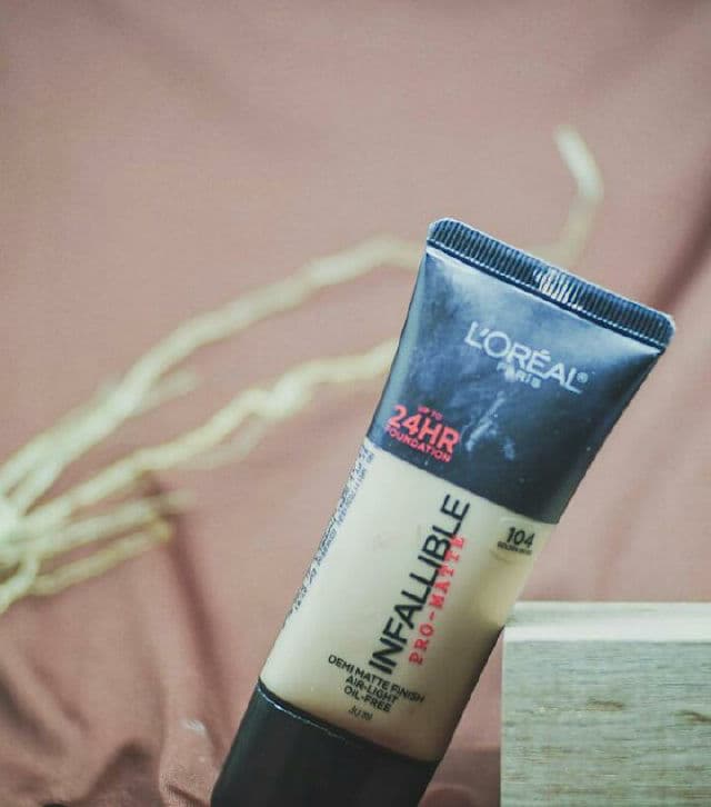 L'Oreal Paris Youth Code Dark Spot Correcting & Illuminating Serum Corrector review photo by Miratul