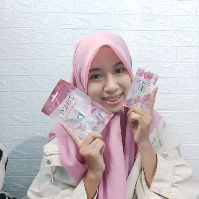 Pond's Bright Beauty Triple Glow Serum Mask review photo by Miravyl