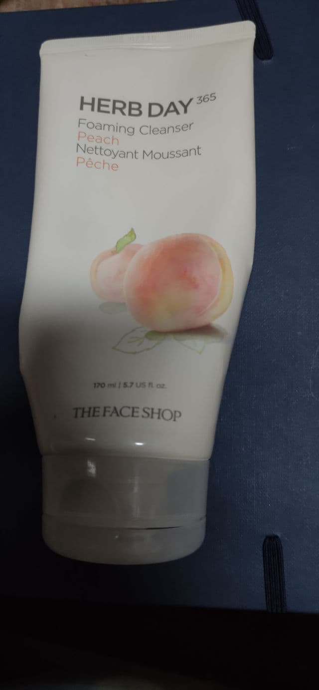 THE FACE SHOP Herb Day 365 Cleansing Foam Peach review photo by stanskincare