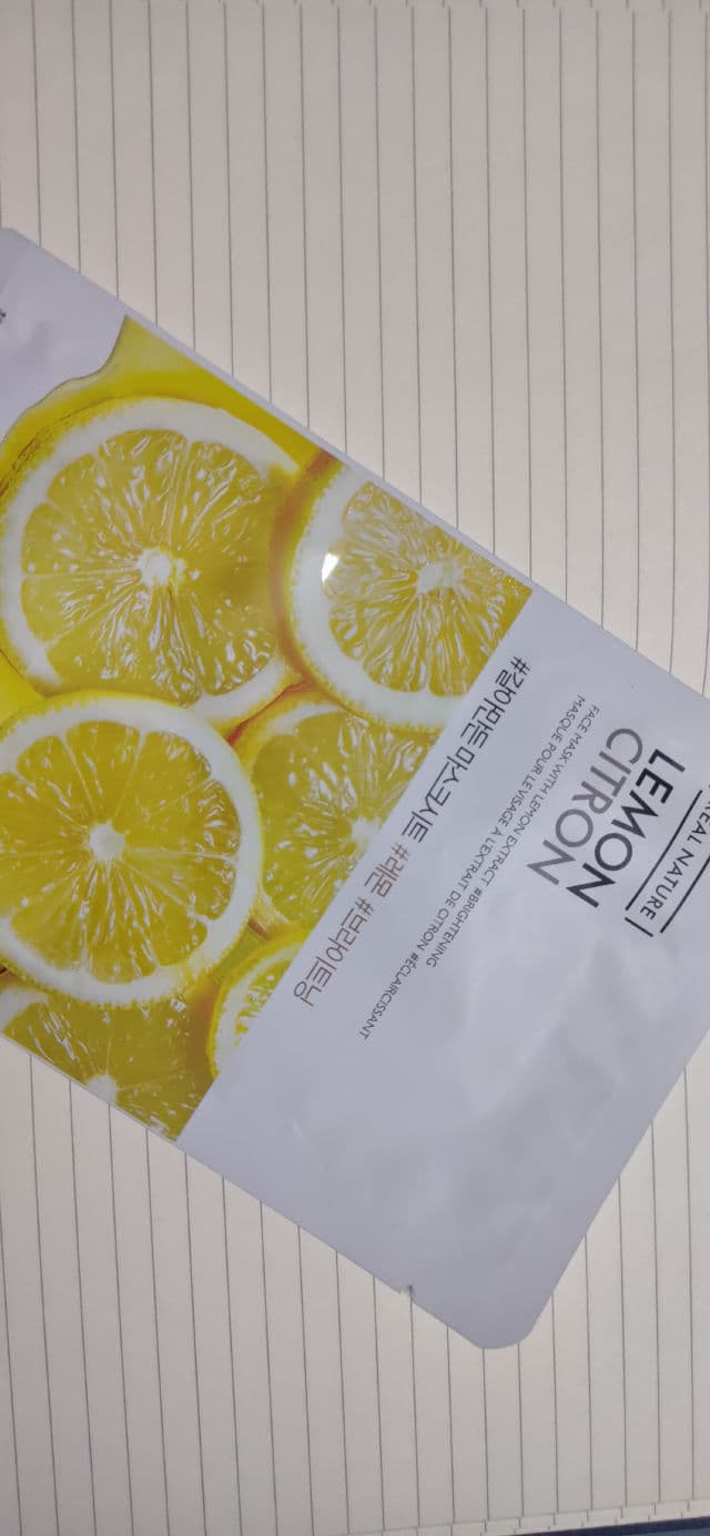 THE FACE SHOP Real Nature Face Mask (Lemon) review photo by stanskincare