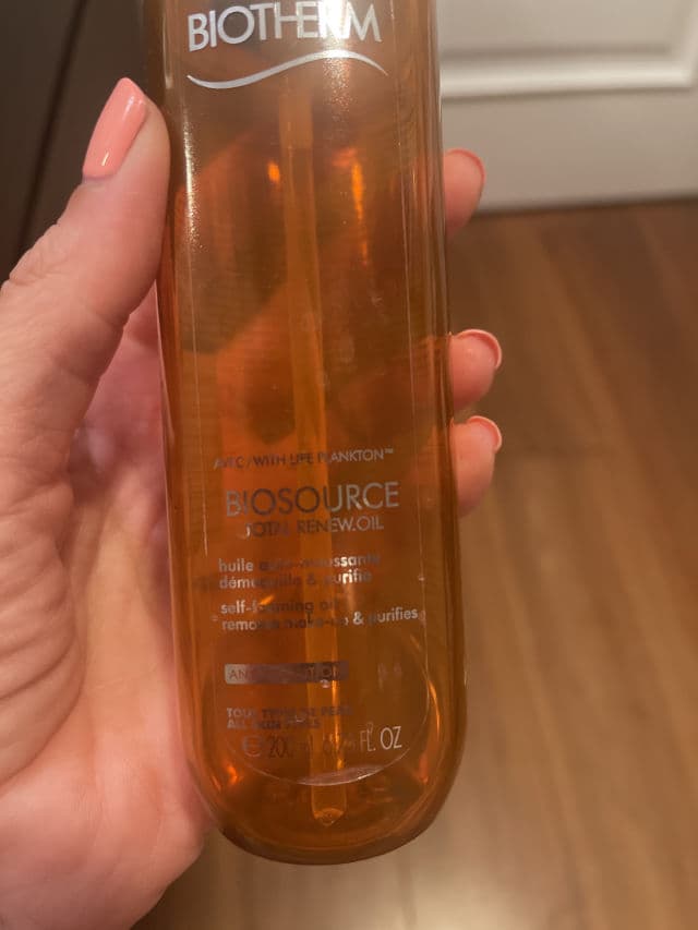 Biotherm Biosource Total Renew Oil review photo by Missestilandoando