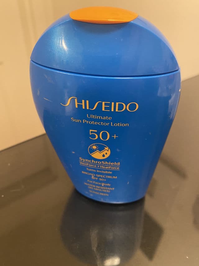 Shiseido Ultimate Sun Protection Lotion Broad Spectrum SPF 50+ WetForce review photo by MitaMi