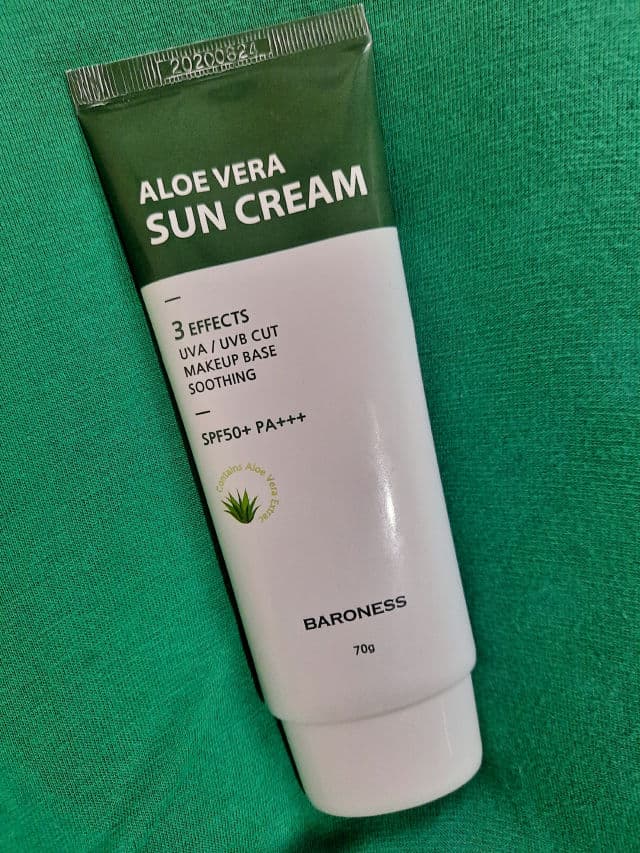 Baroness Aloe Vera Sun Cream SPF50+ PA+++ review photo by MommaWithSkinIssues