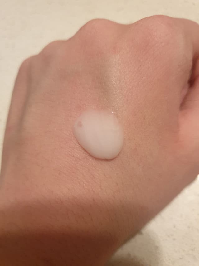 Sukin Biomarine Facial Serum review photo by Monmon908