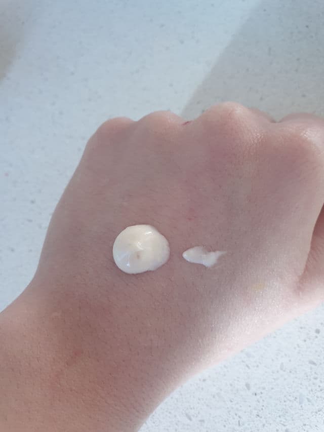 MooGoo Blemish Cleansing Moisurizer review photo by Monmon908