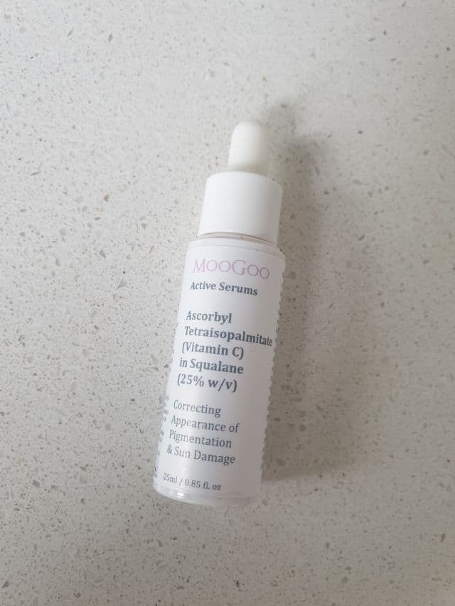 MooGoo Ascorbyl Tetraisopalmitate (Vitamin C) in Squalane review photo by Monmon908