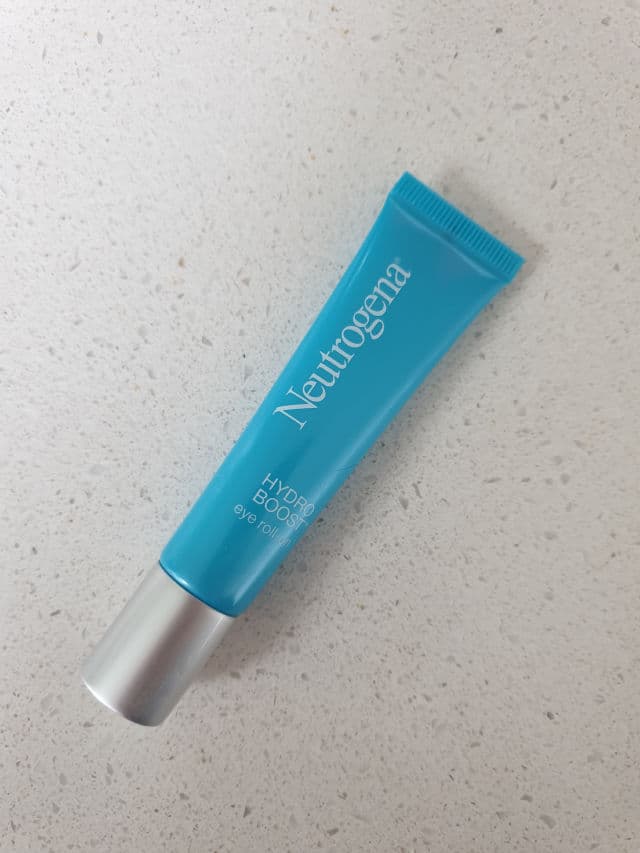 Neutrogena Hydro Boost Eye Gel-Cream review photo by Monmon908