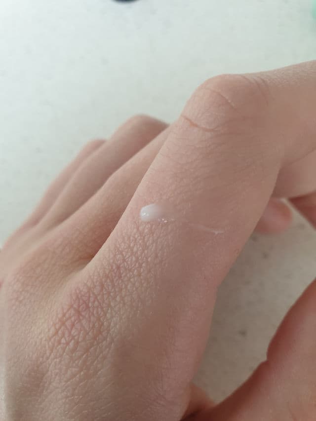 Sukin Blemish Control Spot Banishing Gel review photo by Monmon908