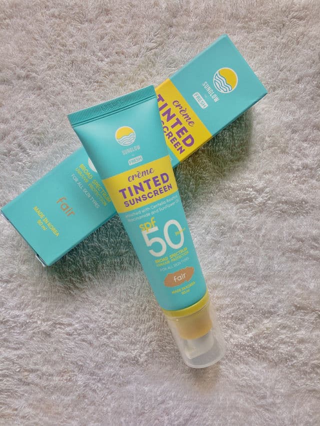 Fresh Skinlab Sunglow By Fresh Creme Tinted Sunscreen Fair Tint review photo by Mooi