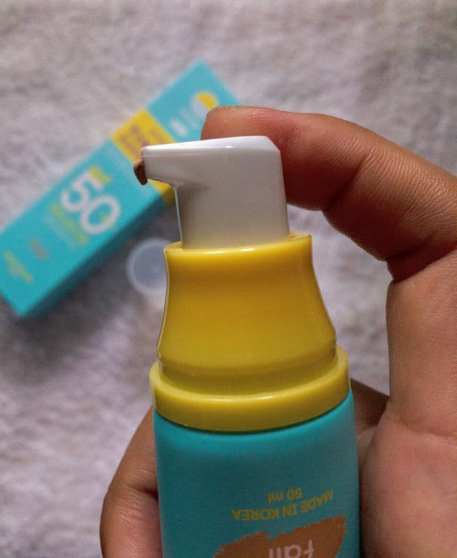 Fresh Skinlab Sunglow By Fresh Creme Tinted Sunscreen Fair Tint review photo by Mooi