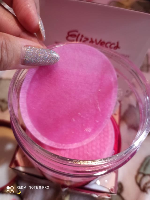 ELIZAVECCA Milky Piggy Hell-Pore Perfect Wine Sparkling Peeling Pad review photo by MoonCat