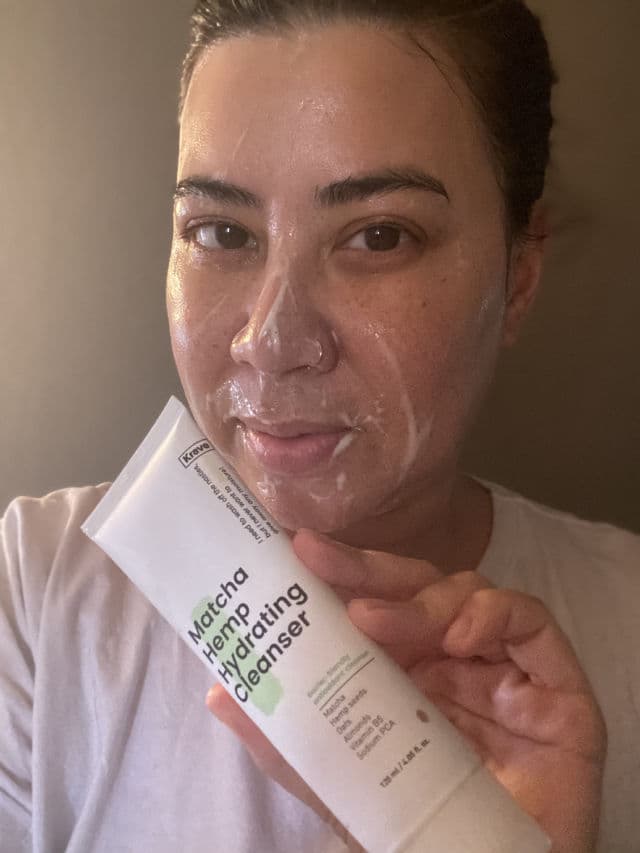 Krave Beauty Matcha Hemp Hydrating Cleanser review photo by MotherOfFools