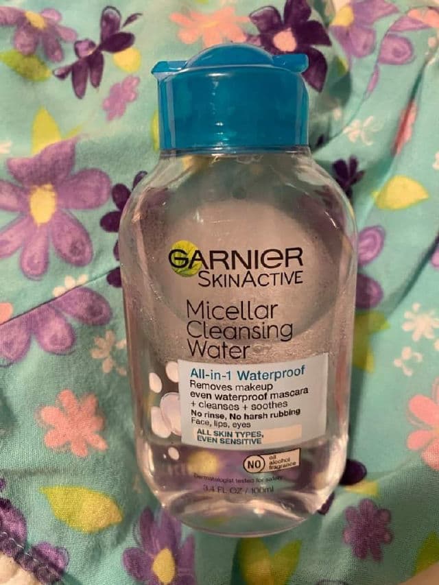 Garnier SkinActive Micellar Cleansing Water Waterproof review photo by Mrsapaisley