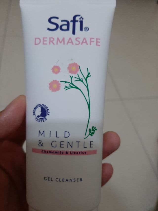 Safi Dermasafe Mild and Gentle Gel Cleanser review photo by MsM
