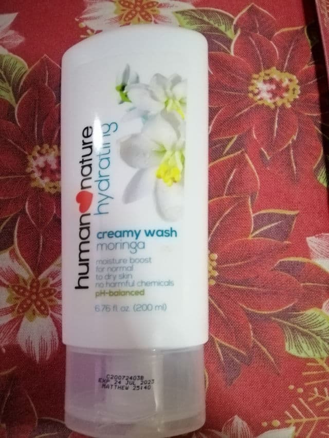 Human Heart Nature Hydrating Creamy Wash review photo by Mshenko17
