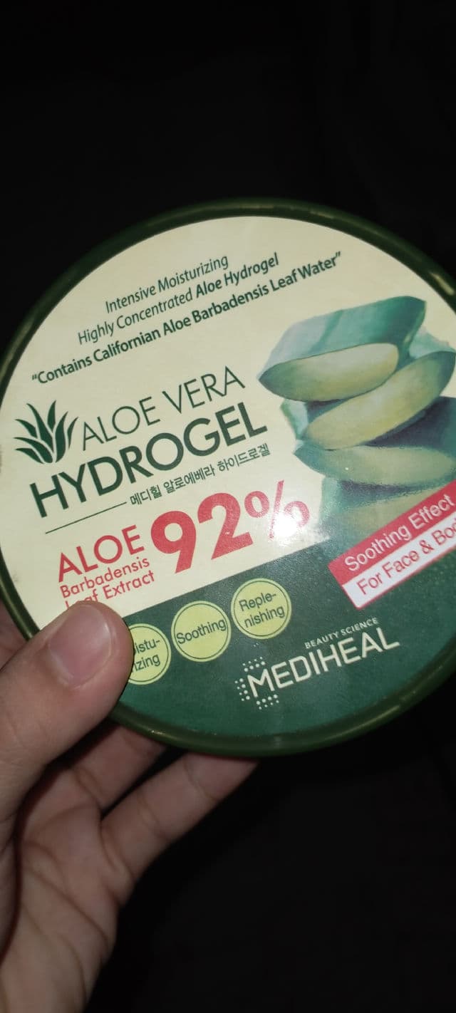 MEDIHEAL Aloe Vera Hydrogel 92% review photo by manifestingclearskin