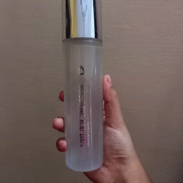 ELIZAVECCA Hyaluronic Acid 100% review photo by Muniba
