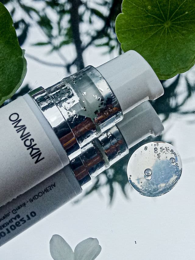 OMNISKIN Cica Bakuchiol 6 in 1 Blemish Serum  review photo by MuslimDarmawan