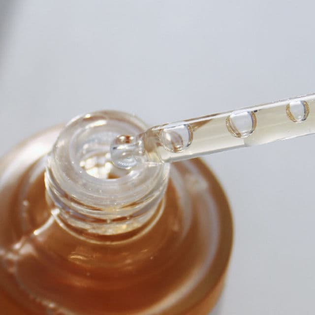 Bellflower Heartleaf Houttuynia Treatment Serum review photo by Nancybeauty