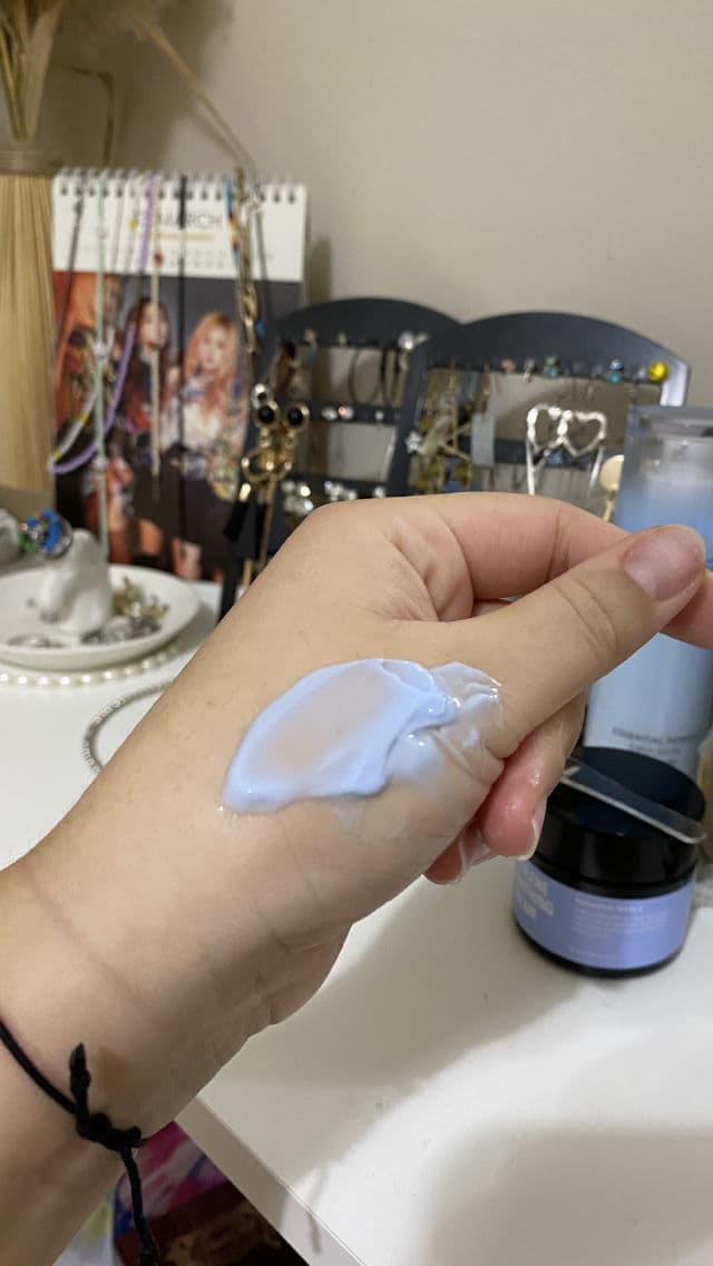 SUR.MEDIC Azulene Soothing Cream review photo by Nariya