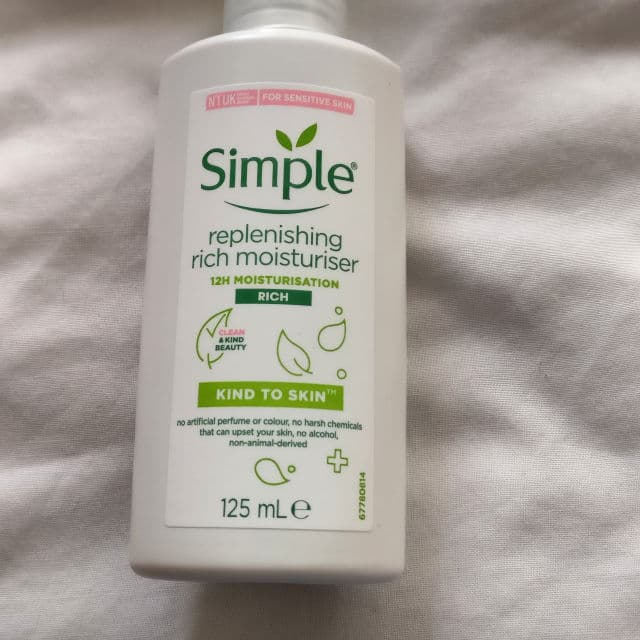 Simple Kind to Skin Replenishing Rich Moisturiser review photo by Nasreen