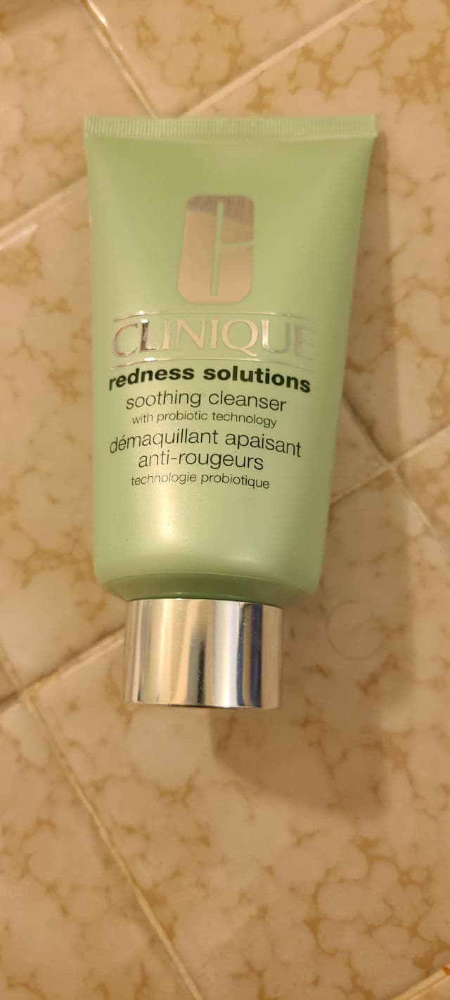 Clinique Redness Solutions Soothing Cleanser review photo by NatRose