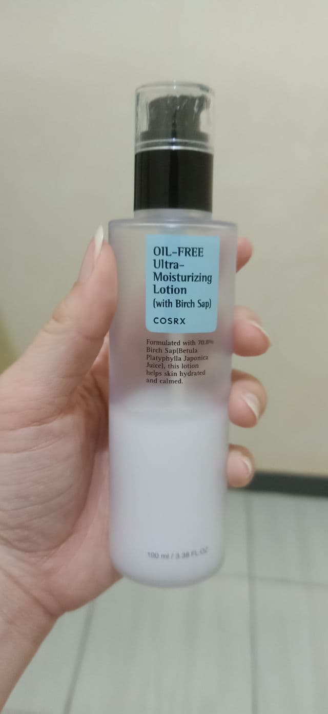 COSRX Oil-Free Ultra Moisturizing Lotion review photo by Natasya