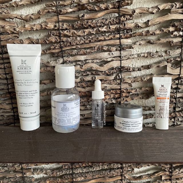 Kiehl's Clearly Corrective Brightening & Smoothing Moisture Treatment review photo by Newtoskincare