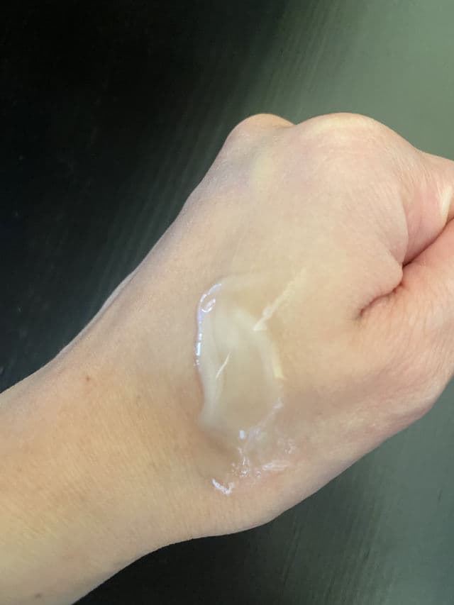 XUYONI Royal Rose Energy++ Face Mask review photo by NguyenAndOngLy