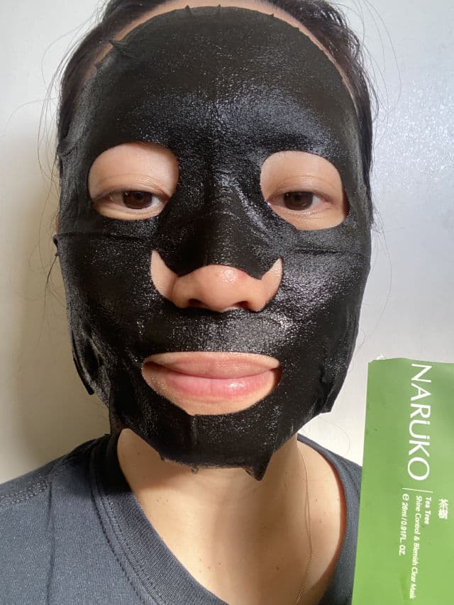 Naruko Tea Tree Shine Control & Blemish Clear Mask review photo by NguyenAndOngLy