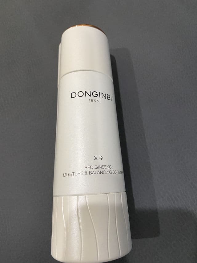Donginbi Red Ginseng Moisture & Balancing Softener review photo by NguyenAndOngLy
