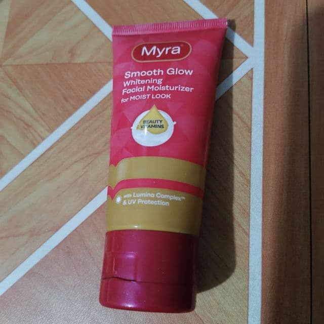 Myra Smooth Glow Whitening Facial Moisturizer review photo by Nica27
