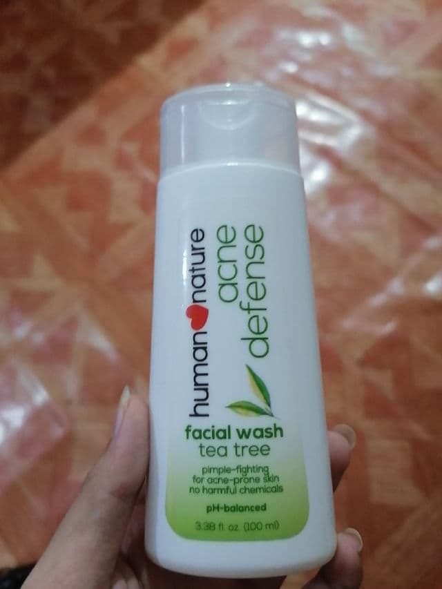 Human Heart Nature Acne Defense Facial Wash review photo by Nica27