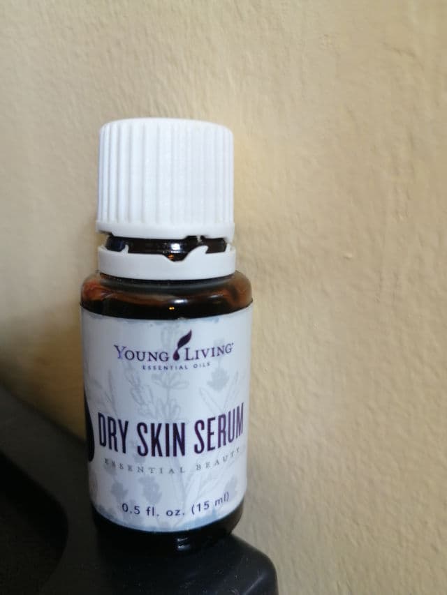 Young Living Essential Beauty Serum Dry review photo by NinaGDM