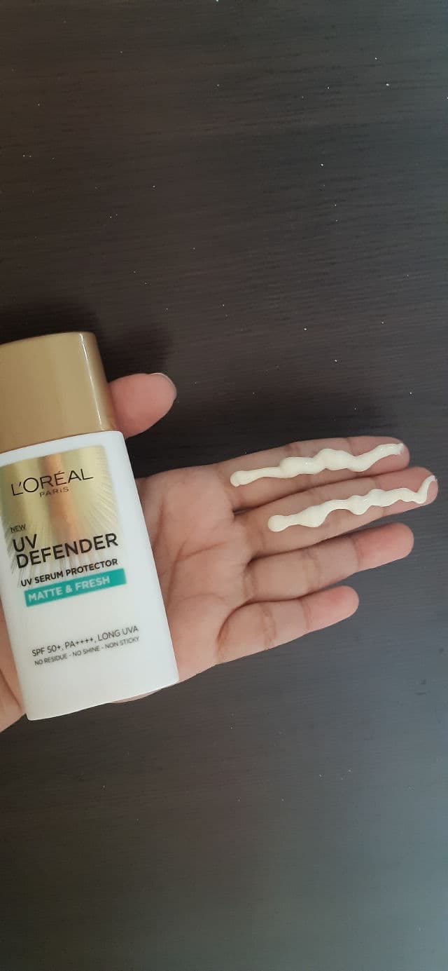 L'Oreal Paris UV Defender Matte & Fresh SPF50 PA++++  review photo by Noohee