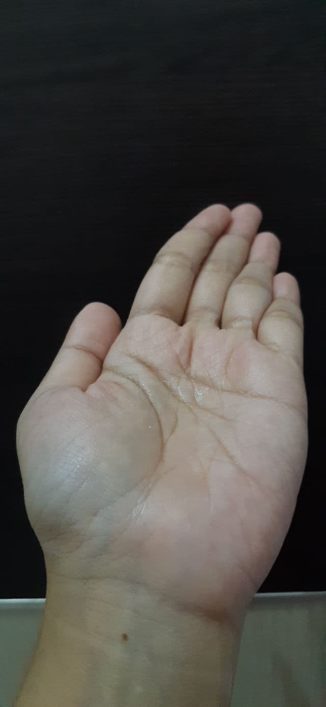 essenHERB Tea Tree 90 Calming Toner review photo by Noohee