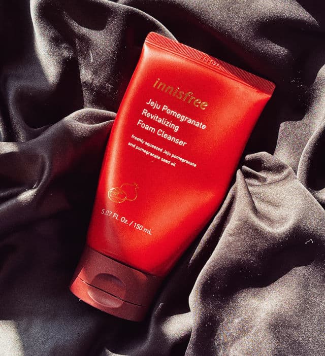 INNISFREE Jeju Pomegranate Revitalizing Foam Cleanser review photo by NovelofSkincare