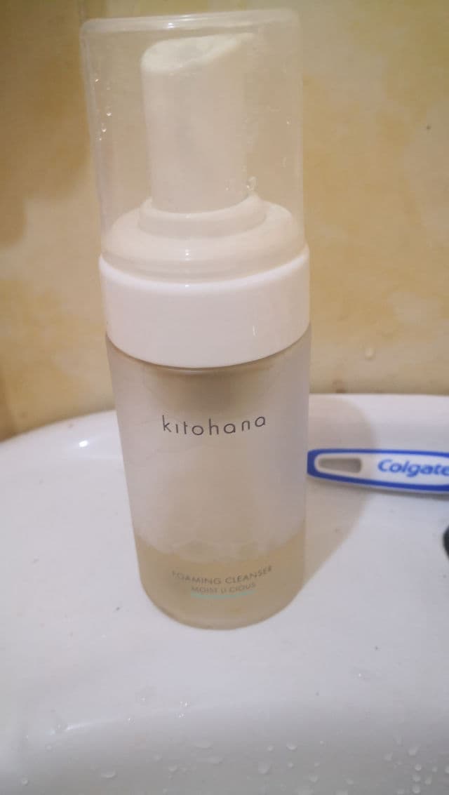 Kitohana Foaming Cleanser review photo by NufaIfa