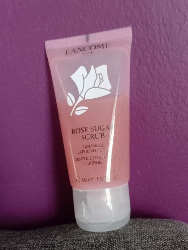 Lancome Rose Sugar Scrub review photo by Omnihybrid