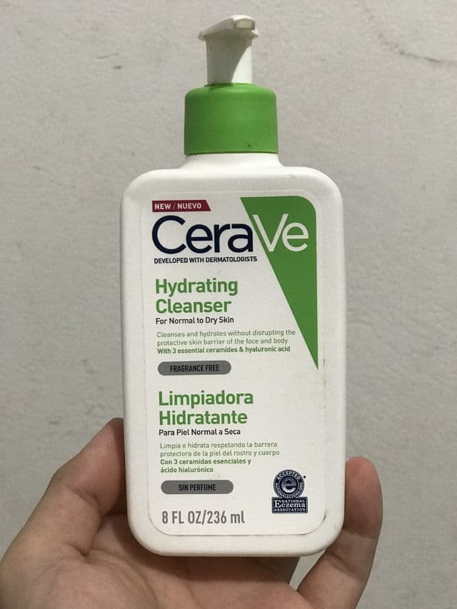 CeraVe Hydrating Facial Cleanser review photo by Oorriioonn