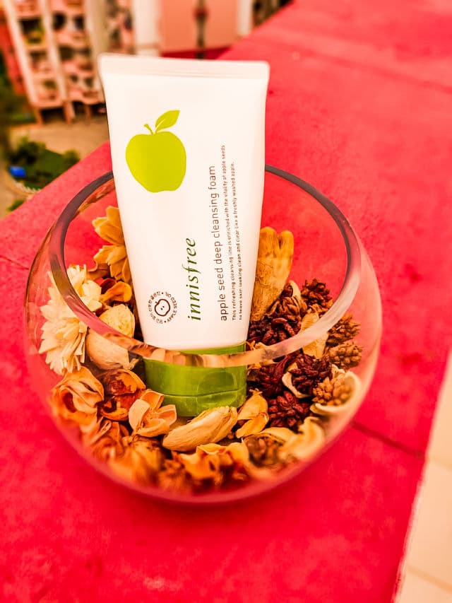 INNISFREE Apple Seed Deep Cleansing Foam review photo by OpuleoO
