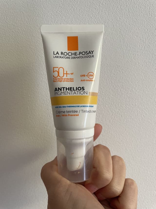 La Roche-Posay Anthelios Anti-Pigmentation SPF50+ review photo by Paria