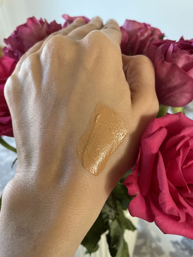 La Roche-Posay Anthelios Anti-Pigmentation SPF50+ review photo by Paria