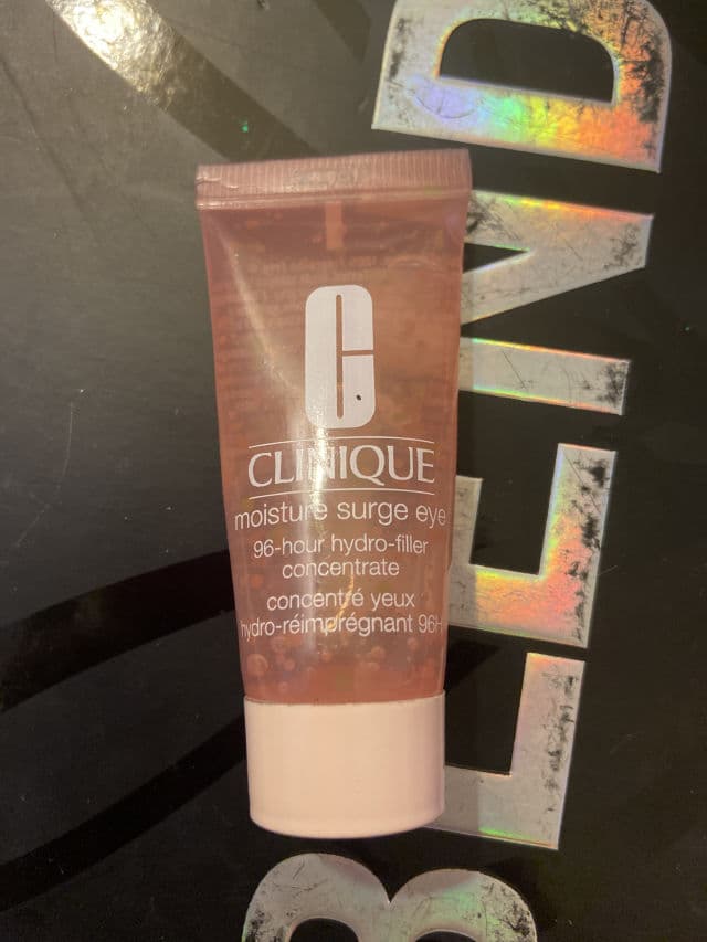 Clinique Moisture Surge Ey 96-Hour Hydro-Filler Concentrate review photo by Pastelem0