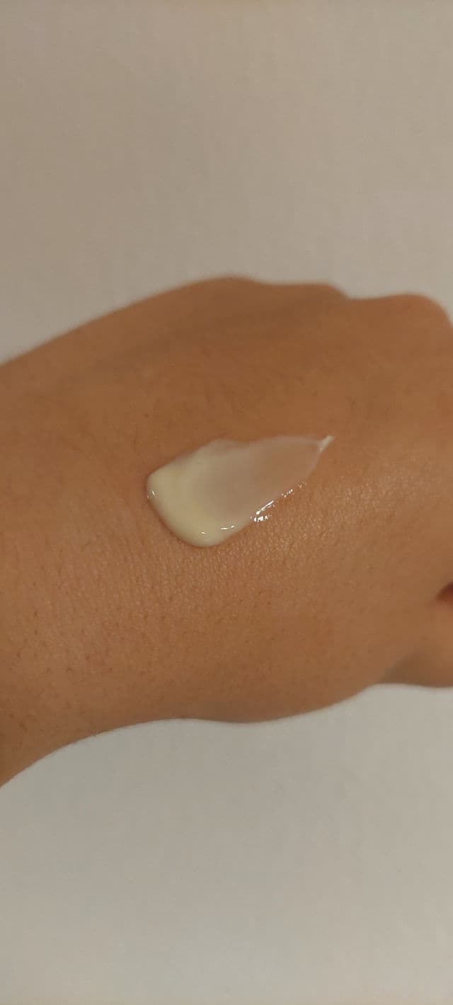 Dr Organic Guava Gel Moisturiser review photo by PatriSanchez