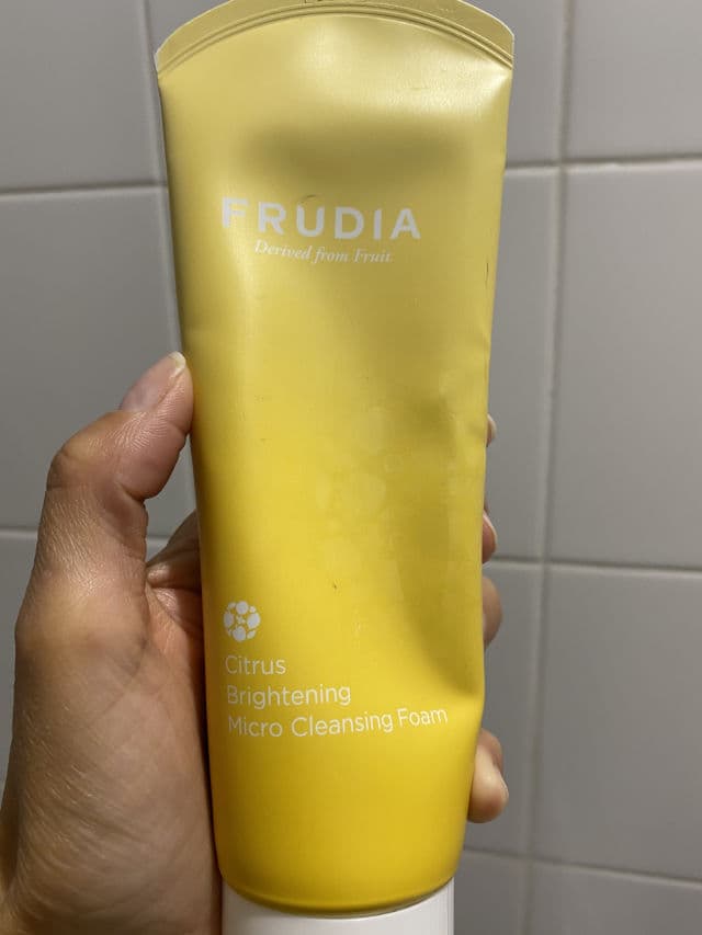 Frudia Citrus Brightening Micro Cleansing Foam review photo by Patry