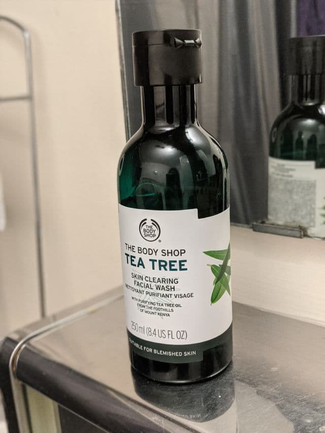 The Body Shop Travel Size Tea Tree Skin Clearing Facial Wash review photo by Pearly08