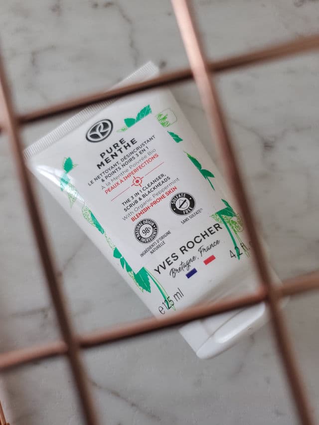 YVES ROCHER The 3 in 1 Cleanser, Scrub & Blackheads - Pure Menthe review photo by Pearlreviews